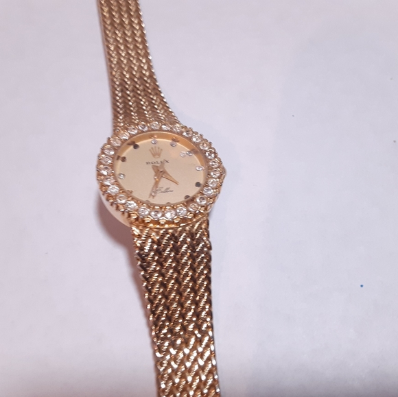 LADIES LUXURY WATCH - Picture 3 of 5